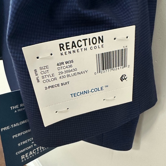 Kenneth Cole Reaction 2-Piece Suit - Navy - Picture 3 of 11